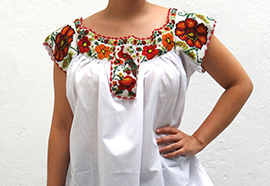 blusa cuello cuadrado